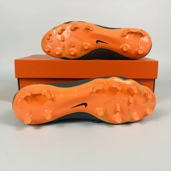 Nike Phantom 3 Pro DF FG Soccer Cleats - Picture 6 of 6